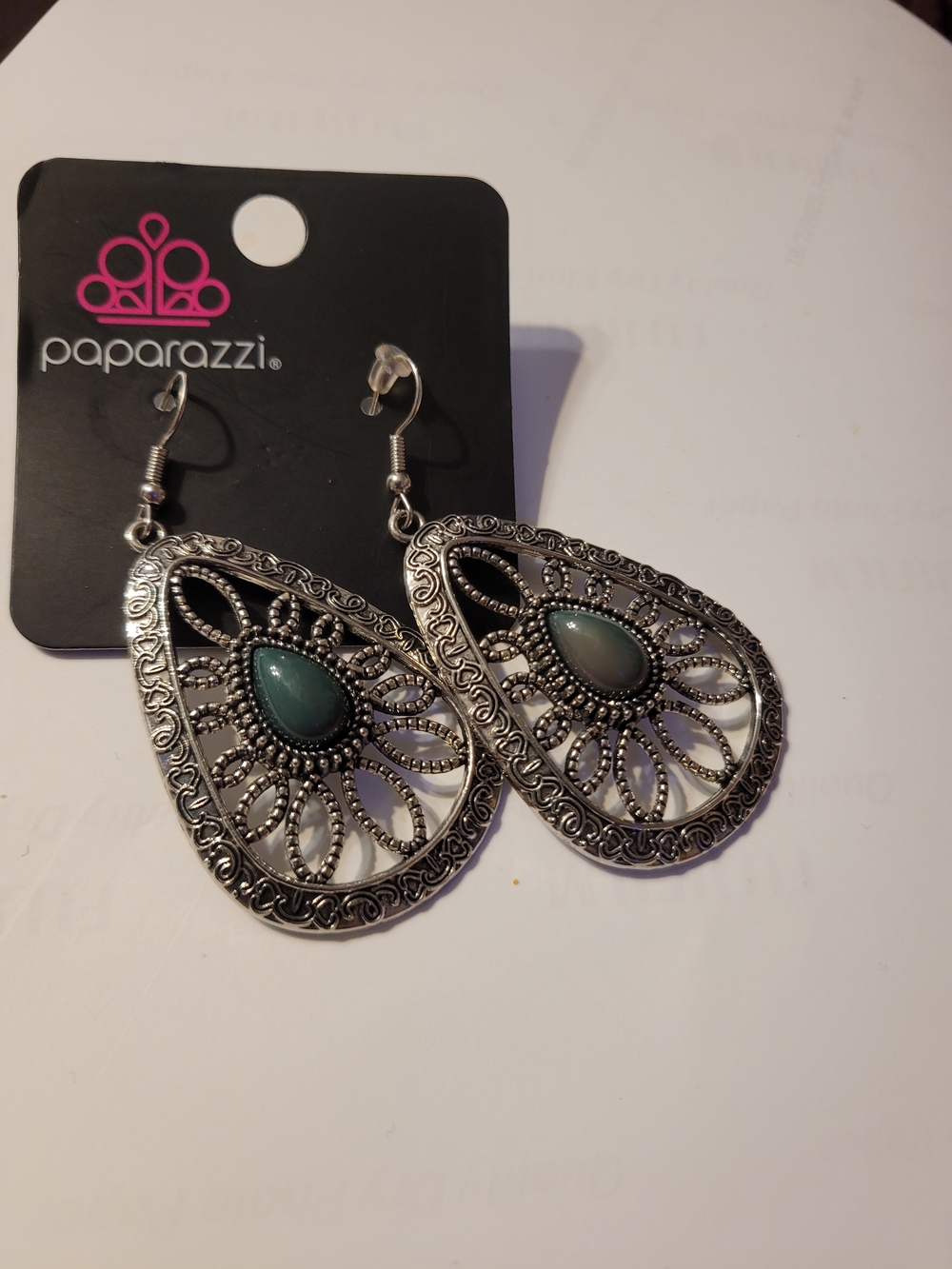 paparazzi Silver Teardrop Filigree Earrings with Teal Stone